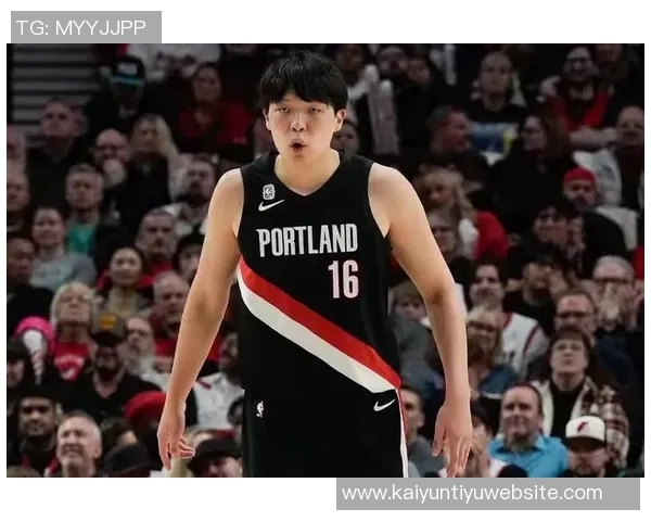 媒体人建议开拓者将杨瀚森下放G联盟以寻求更稳定的成长机会